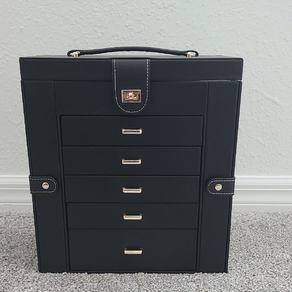 COPY - Black Jewelry Organizer Box
